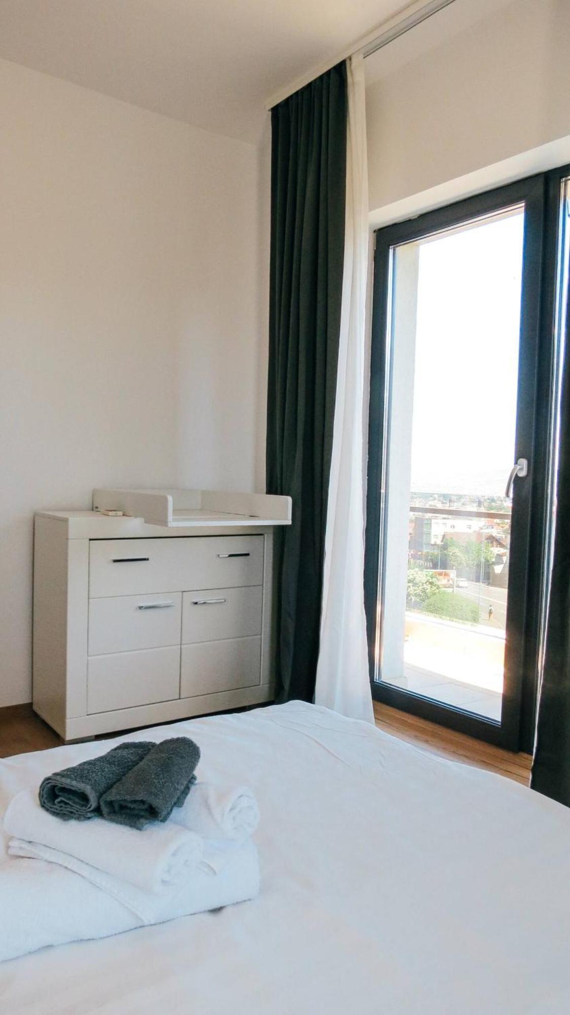 Eden Escape Apartment Cluj-Napoca Ngoại thất bức ảnh